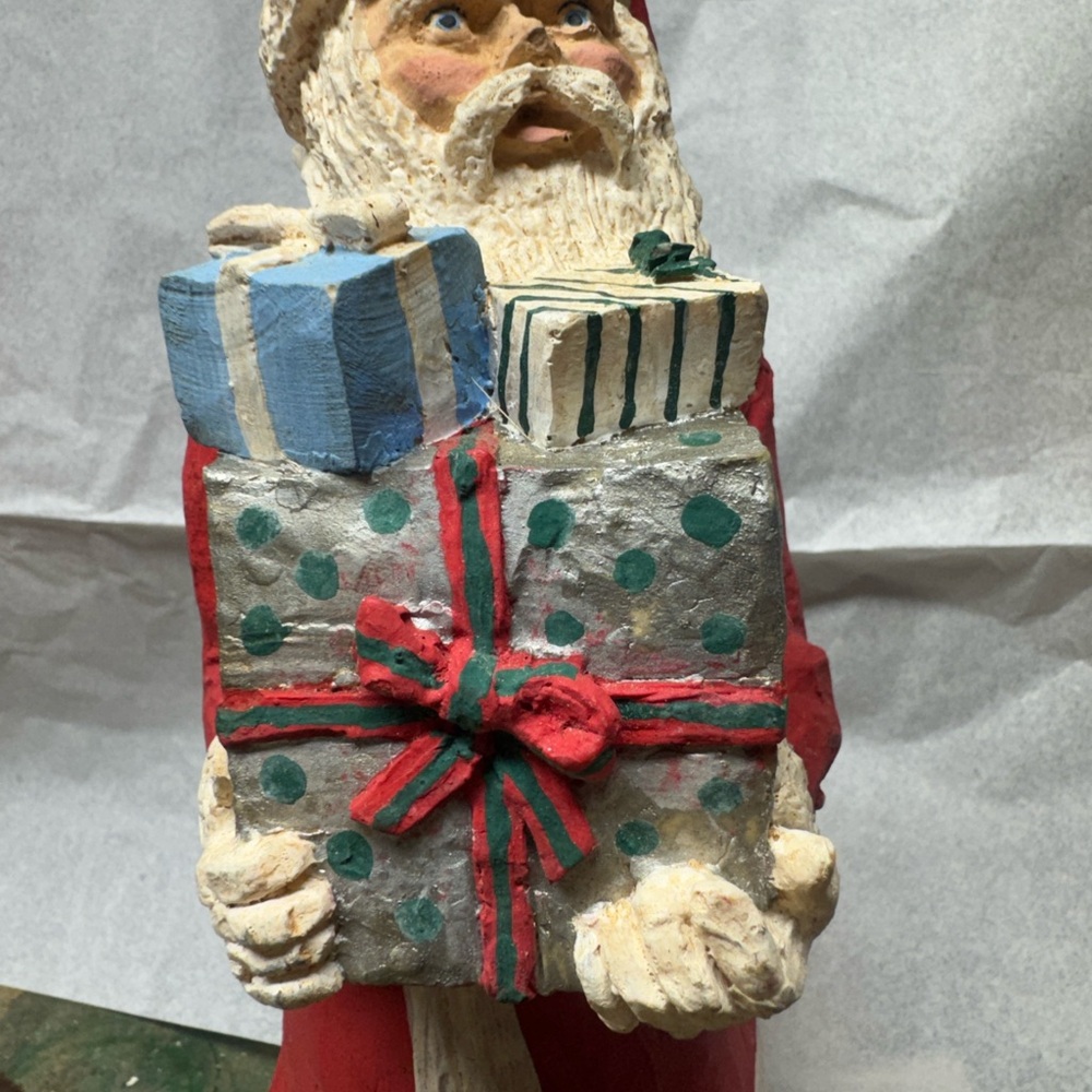 VINTAGE Santa Claus Figurine with Gifts Numbered & Signed Collectable - Picture 2 of 16